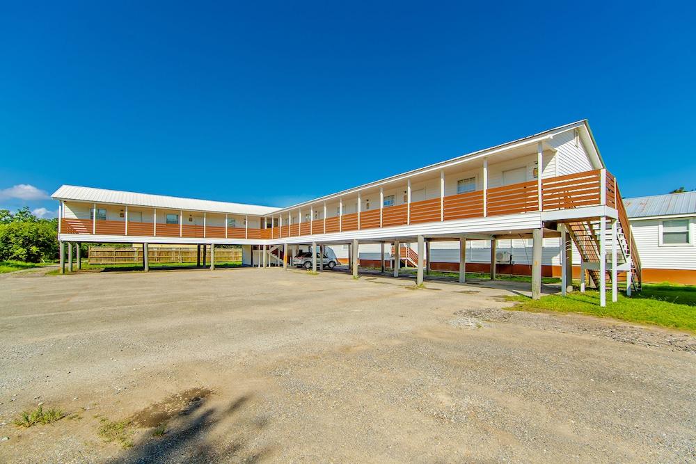 Southern Breeze Lodge photo 11