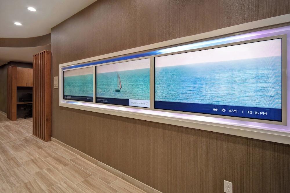 SpringHill Suites by Marriott Holland photo 17