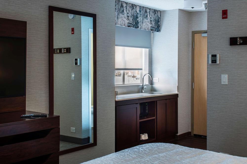 Hampton Inn & Suites Chicago/Lincolnshire photo 32