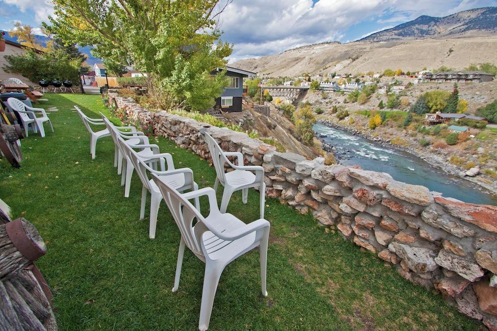 Yellowstone River Motel photo 6