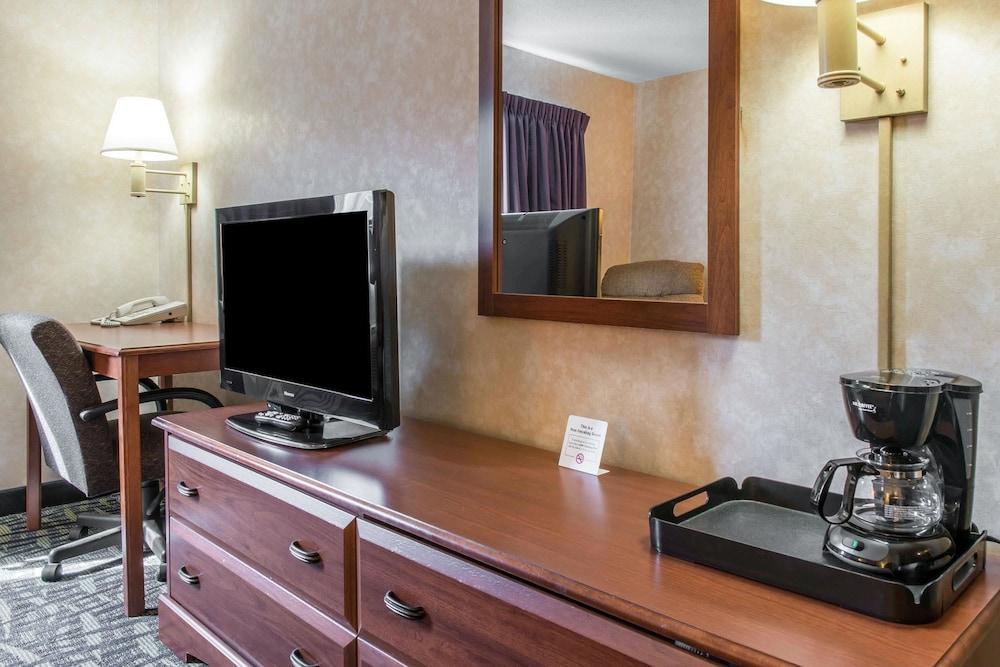 Quality Inn & Suites Titusville photo 15
