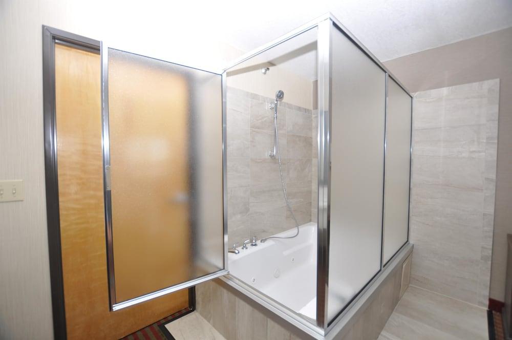Best Western Plus Executive Suites photo 15