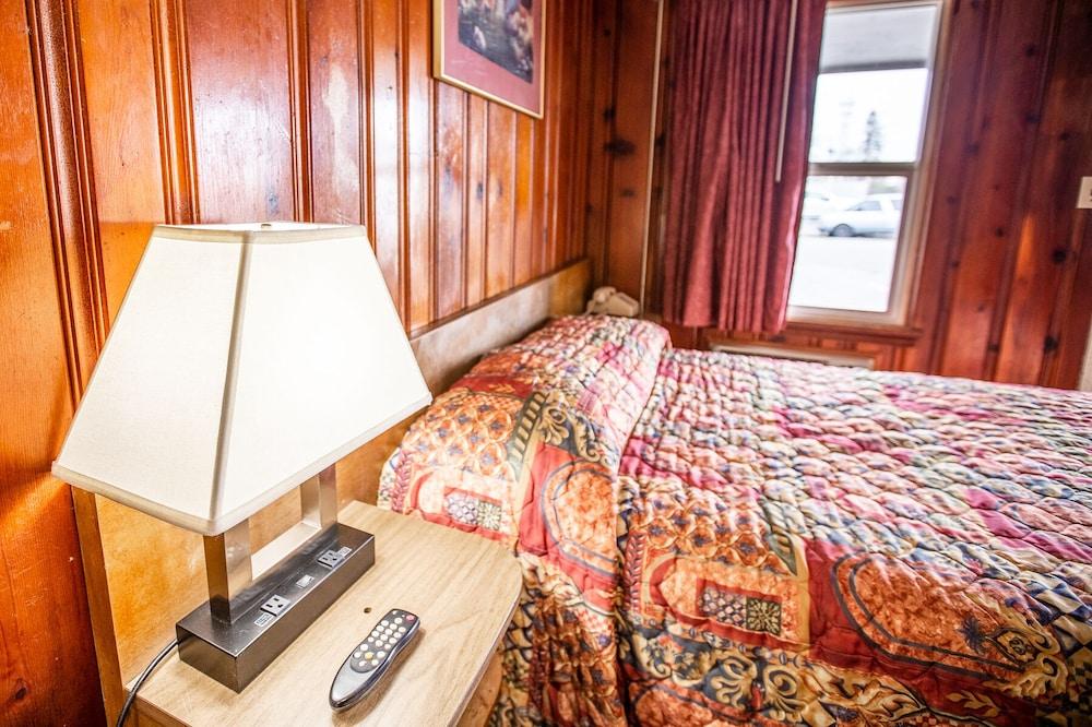 Autzen Inn photo 38