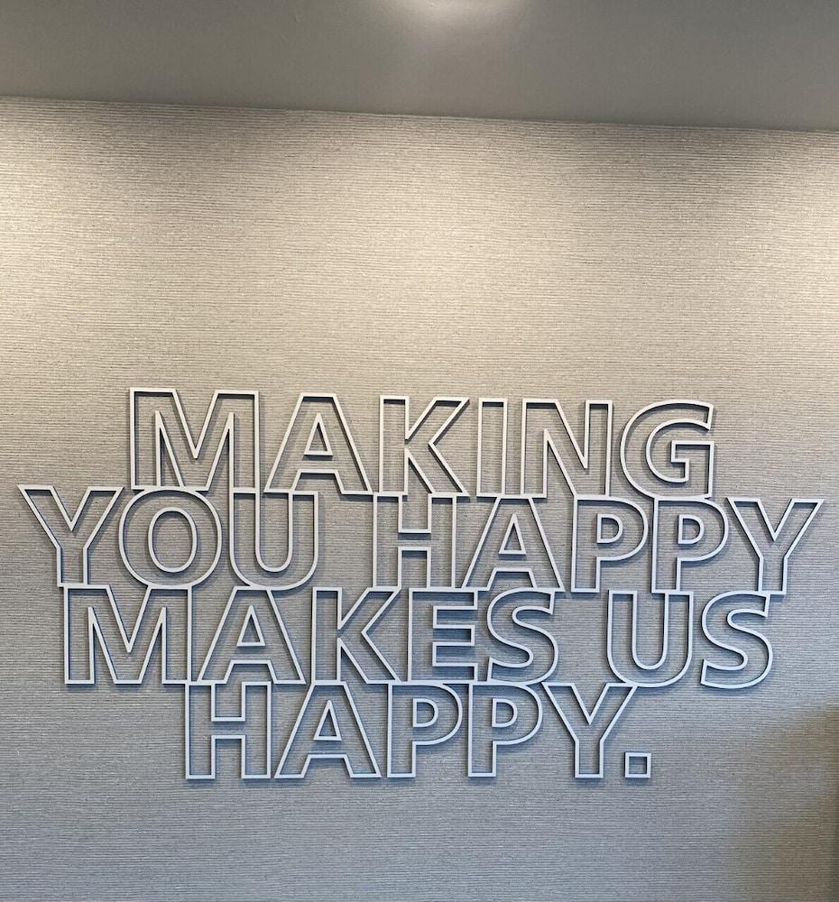 Hampton Inn Glendale Milwaukee, WI photo 15