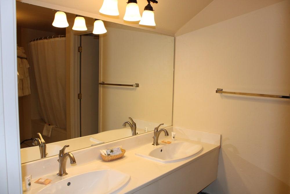 Edelweiss Resort and Restaurant photo 81