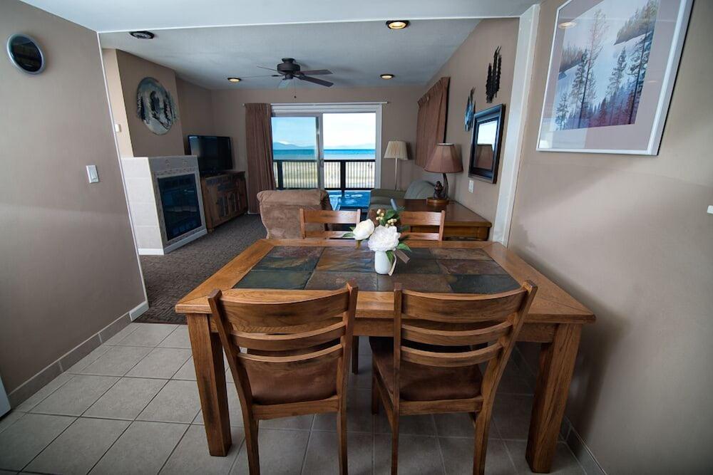 Beachcomber Inn photo 42