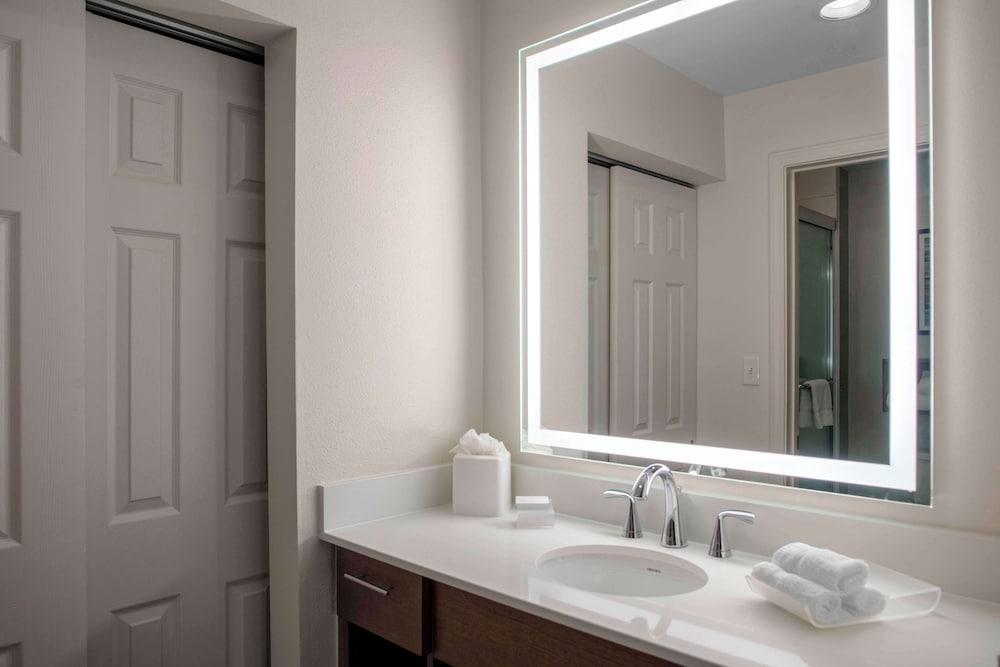 Homewood Suites by Hilton St Louis - Galleria photo 29