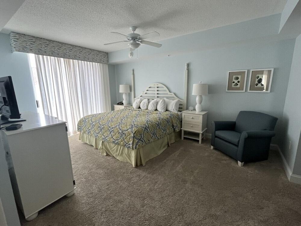 Miramar Condominiums photo 21