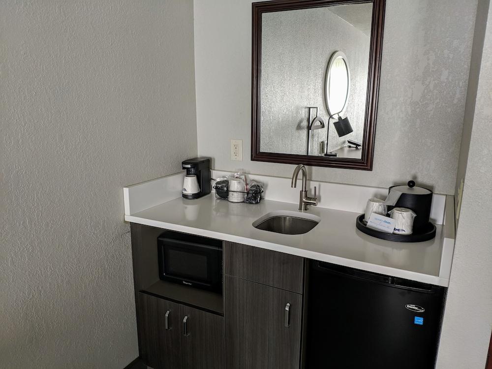 Hampton Inn & Suites Colorado Springs/Air Force Academy photo 44
