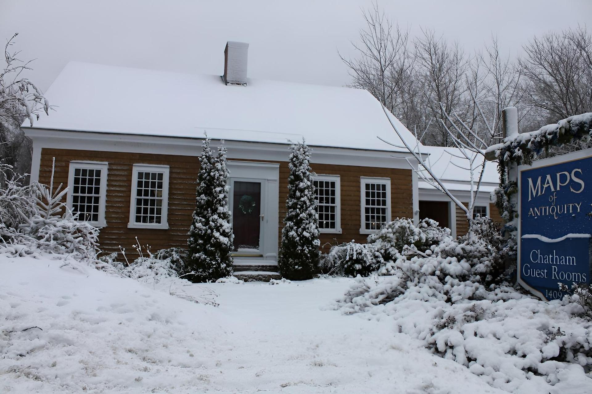 Chatham Guest Rooms photo 2