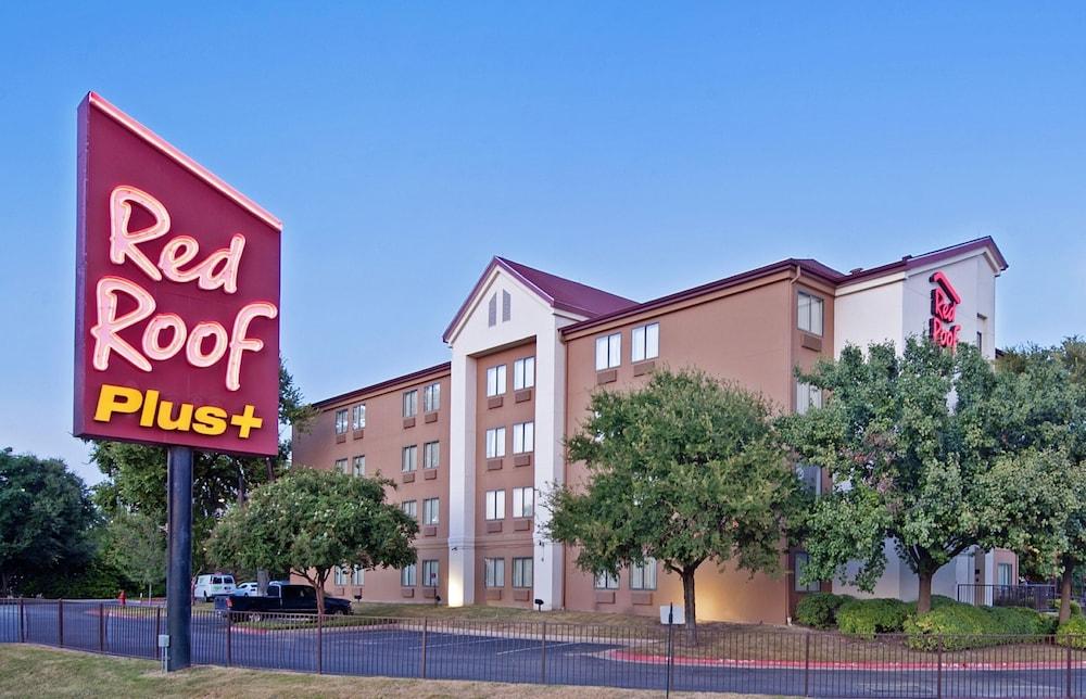 Red Roof Inn PLUS+ Austin South photo 1