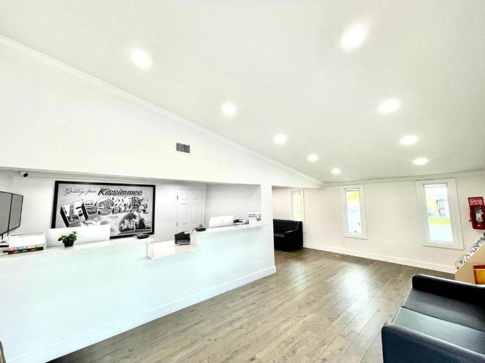 Super 8 by Wyndham Kissimmee/Orlando photo 9