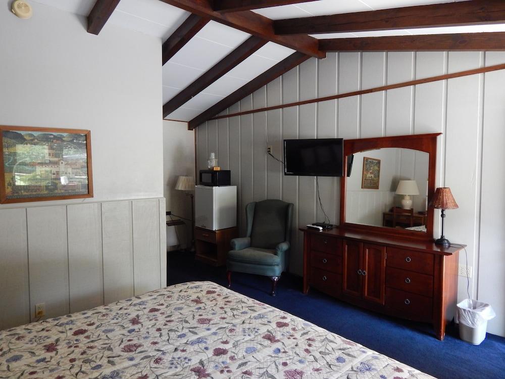 Valley Inn photo 10