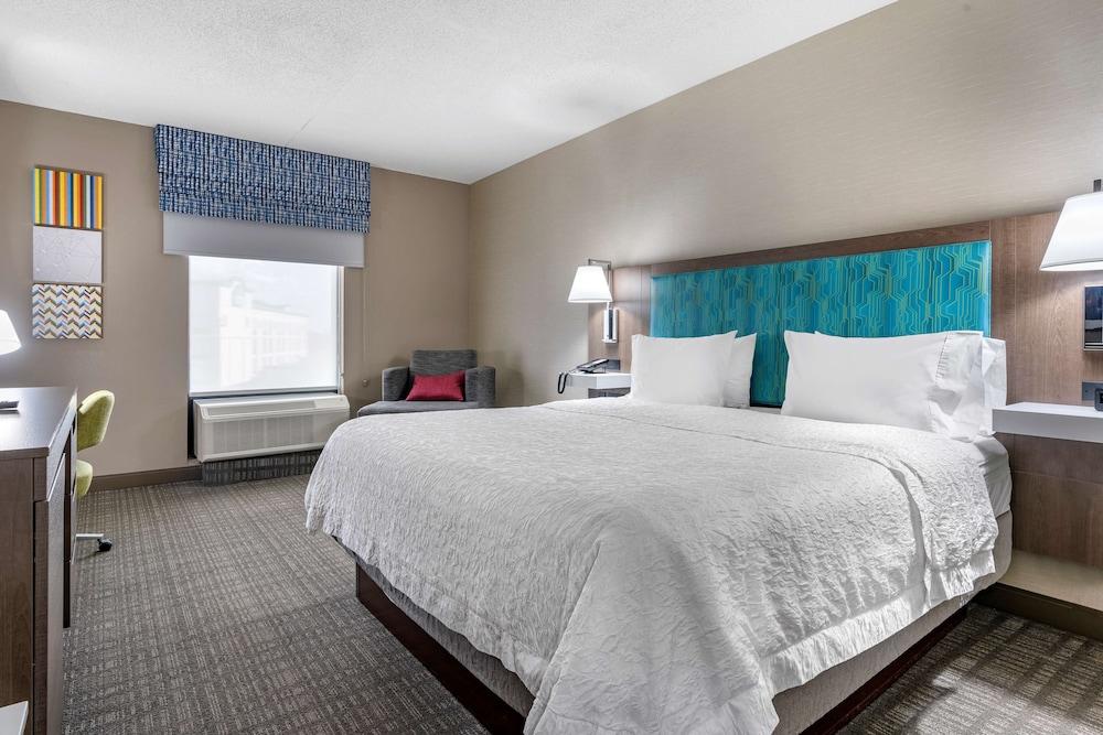 Hampton Inn & Suites Louisville East photo 13