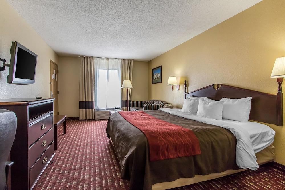 Quality Inn Andalusia photo 18