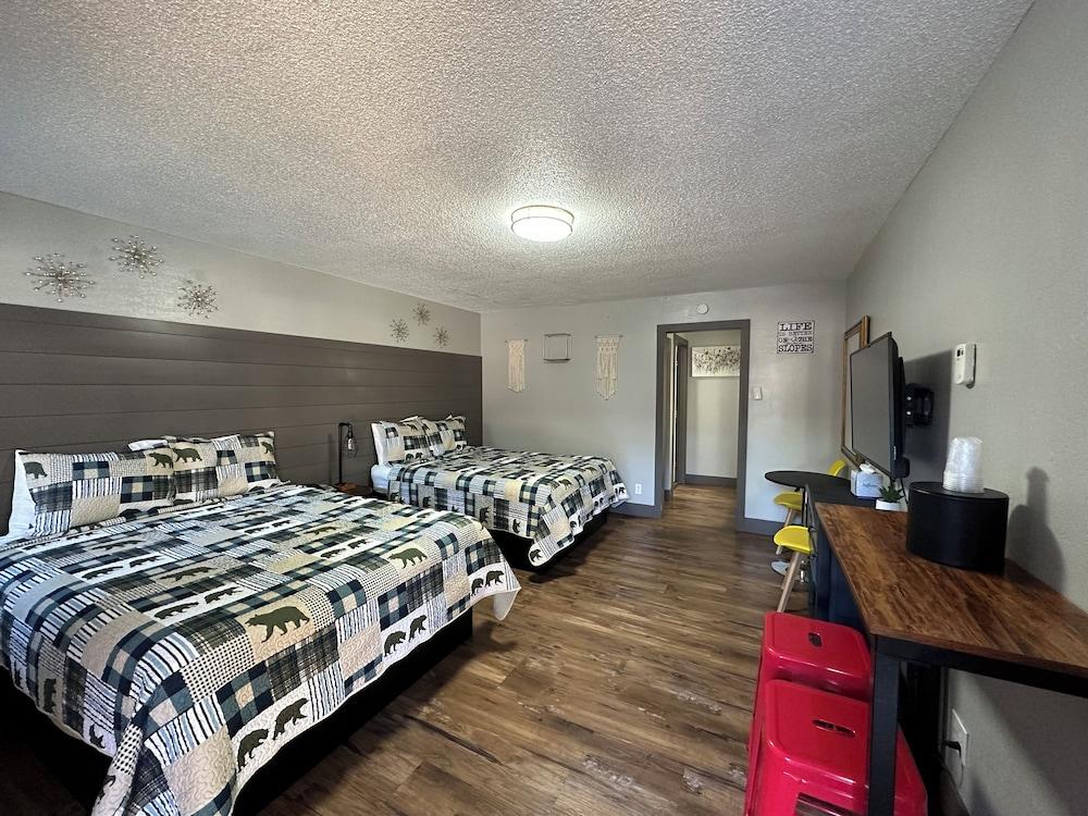 Lake Ridge Hotel photo 35