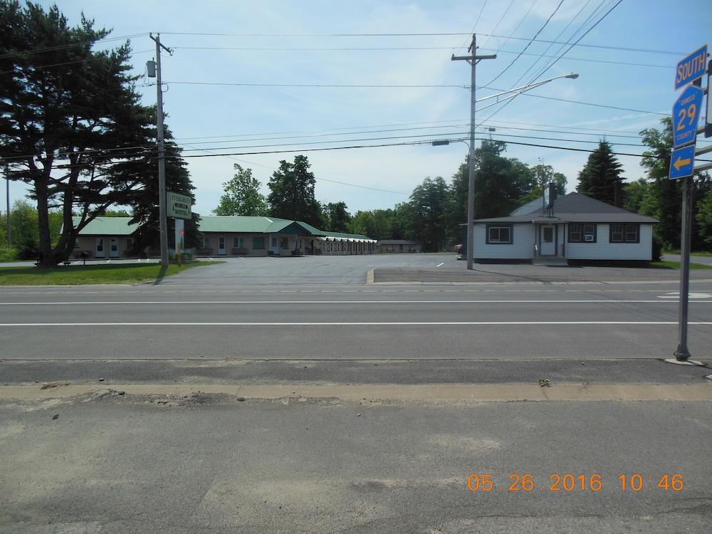 The Evergreen Motel photo 83