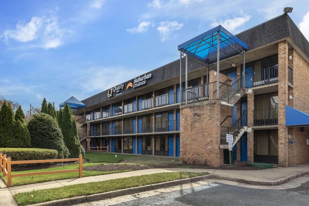 Suburban Studios Tysons Corner photo 29
