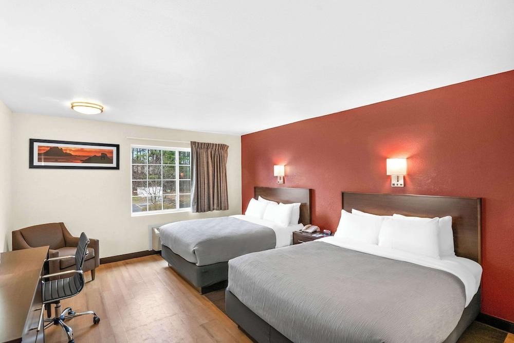 Quality Inn Queensbury - Lake George Area photo 33