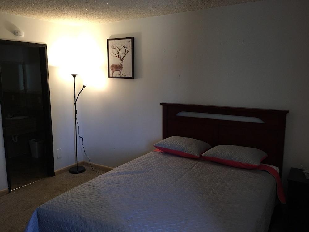 Golden Arrow Motel photo 7