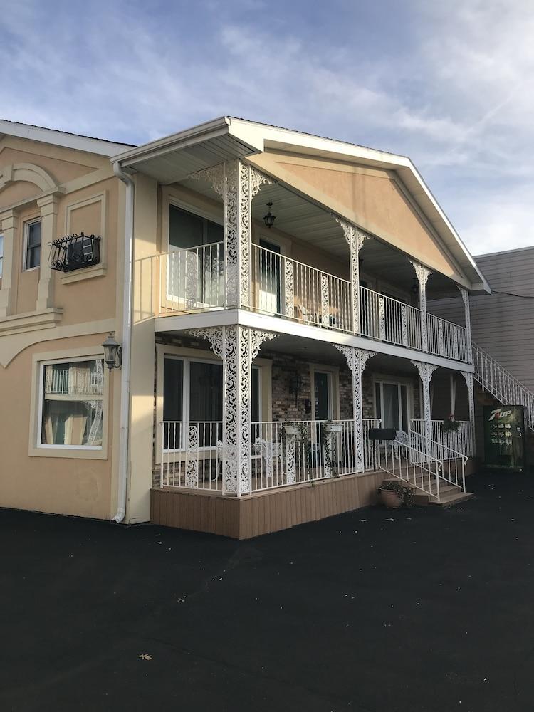 River Road Motel photo 22