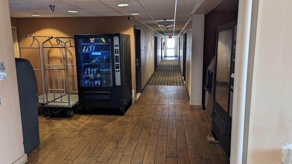 St Clair Inn and Suites photo 18