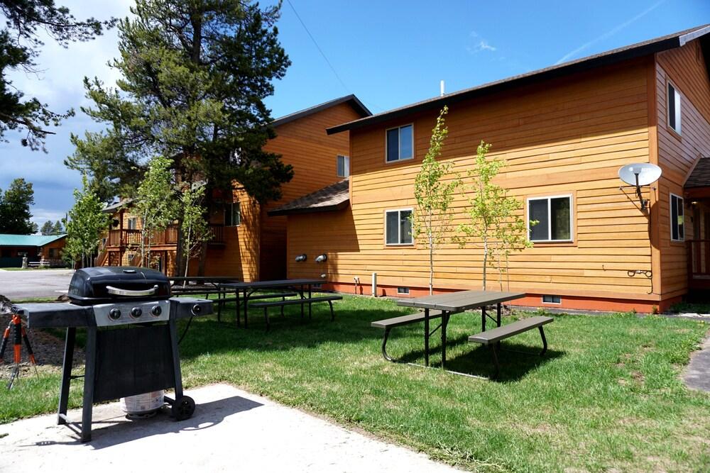 The Aspen photo 36