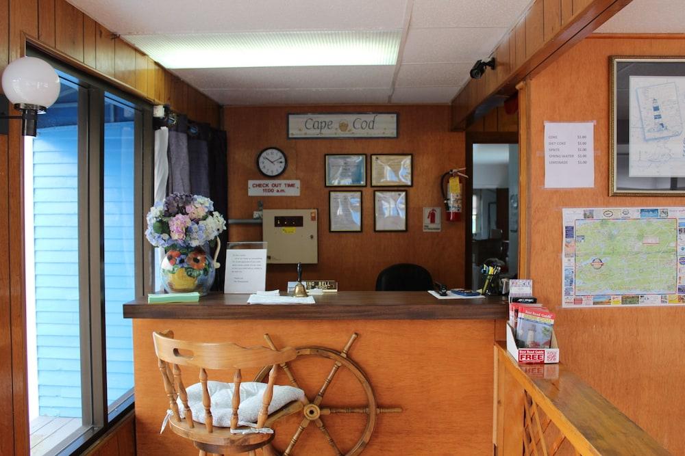 Oceanside Motel photo 25