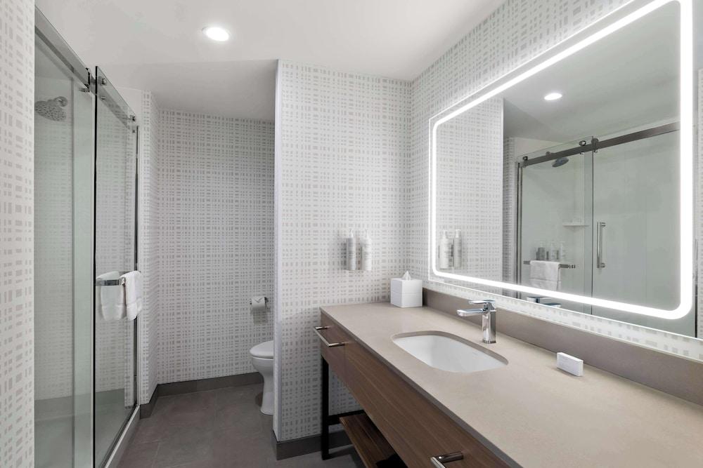 Hampton Inn & Suites Corona, Ca photo 49