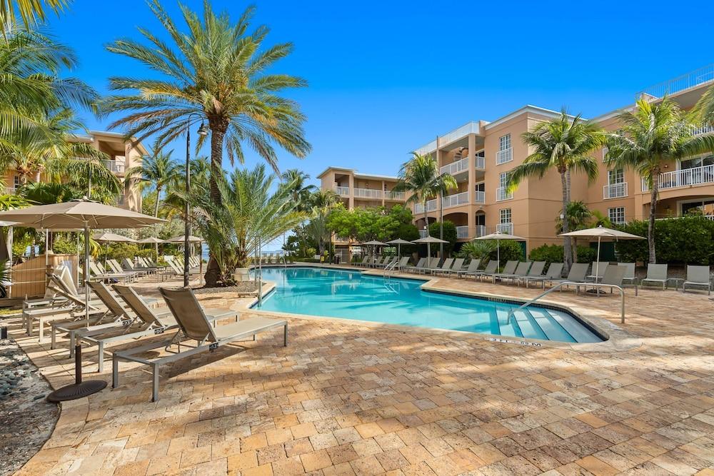 Ocean Front 2BR Residence photo 26