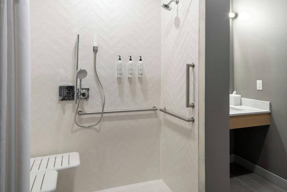 Towneplace Suites By Marriott Surprise Prasada photo 14