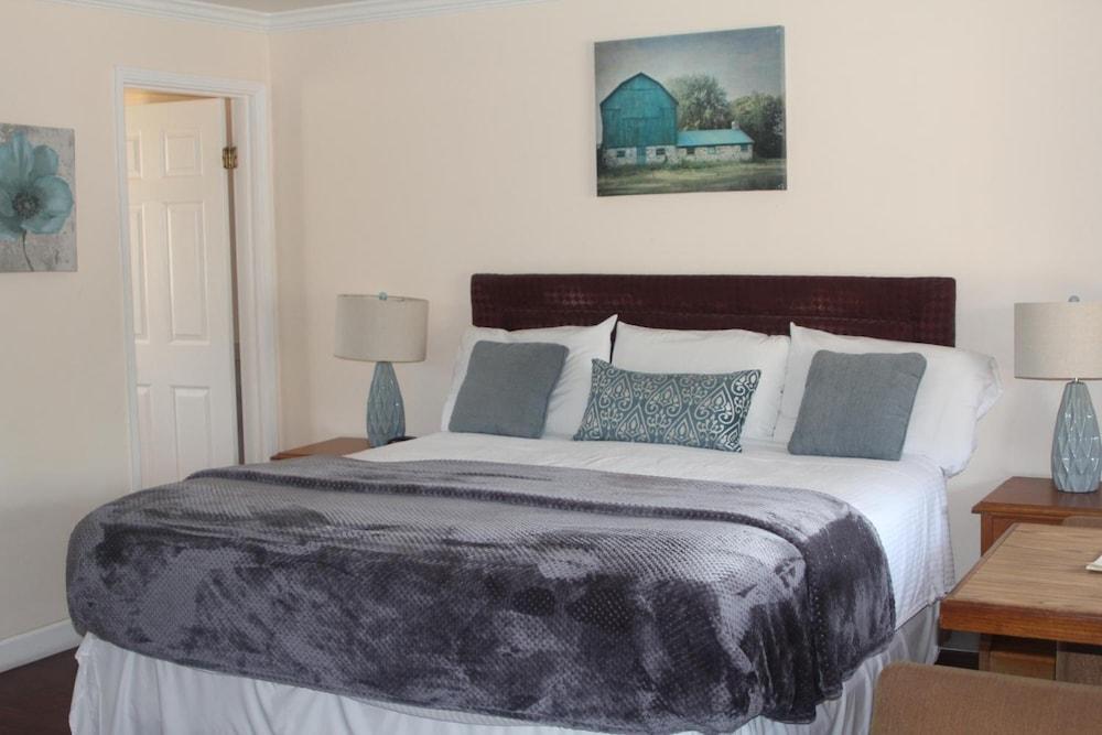 Peach Tree Inn photo 6