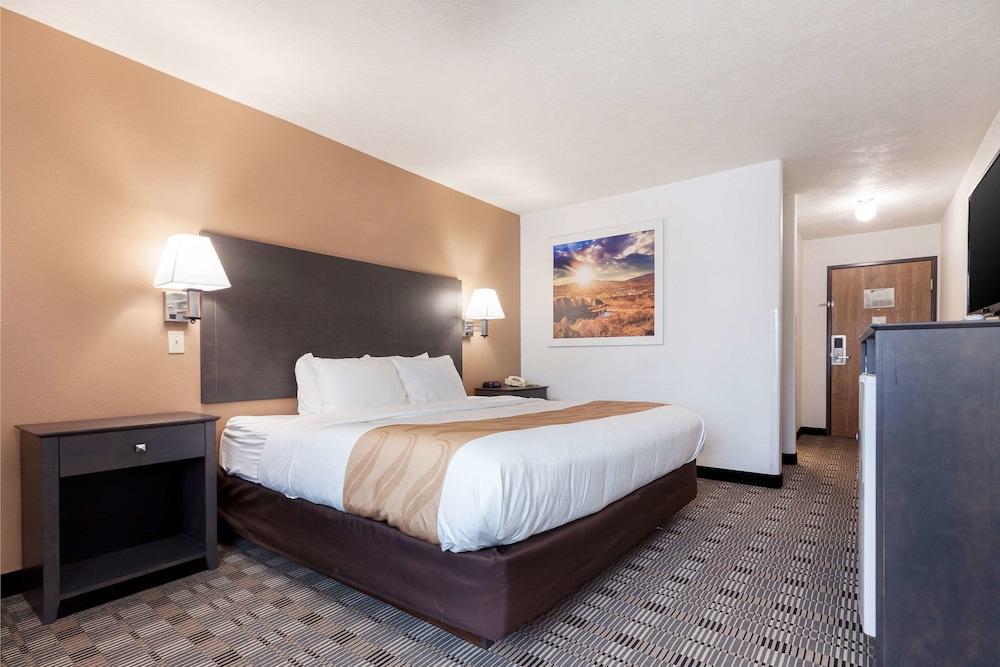 Quality Inn & Suites McCook photo 6