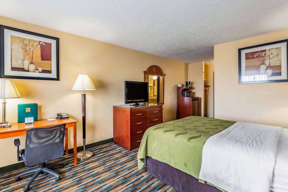 Quality Inn Los Lunas - Albuquerque South photo 13