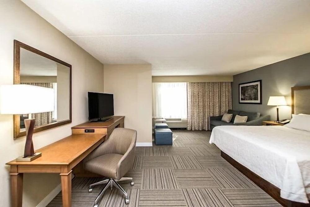Inn at Philadelphia Airport photo 9