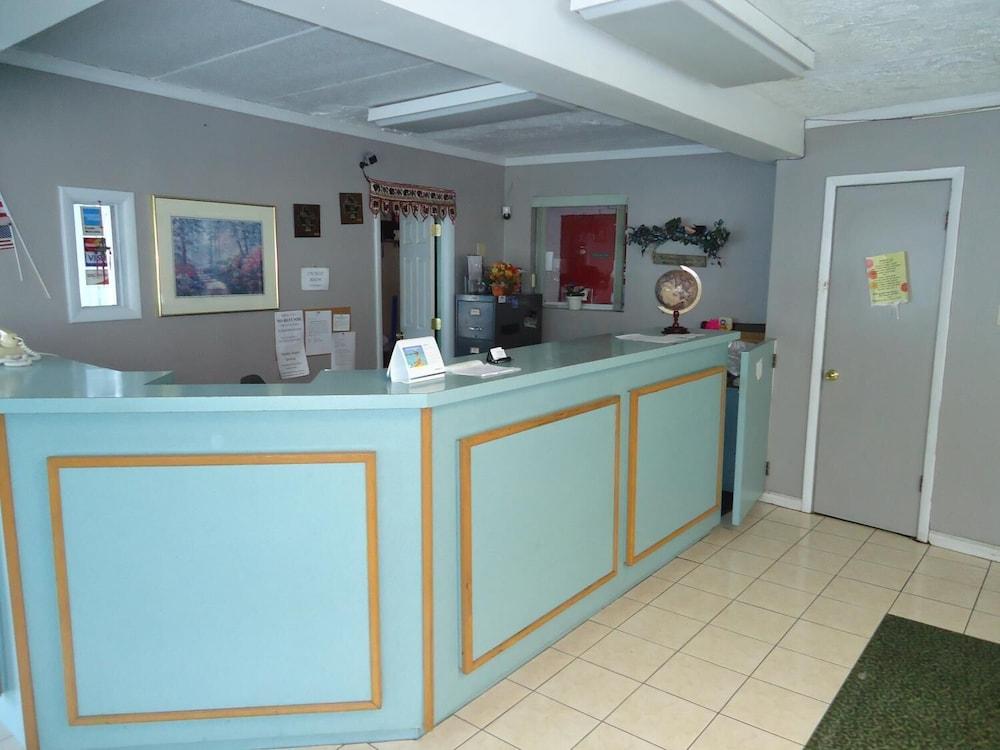 Rodeway Inn South Point photo 3
