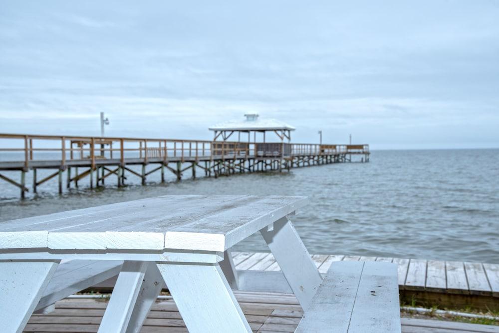 Pelican Bay Resort photo 12