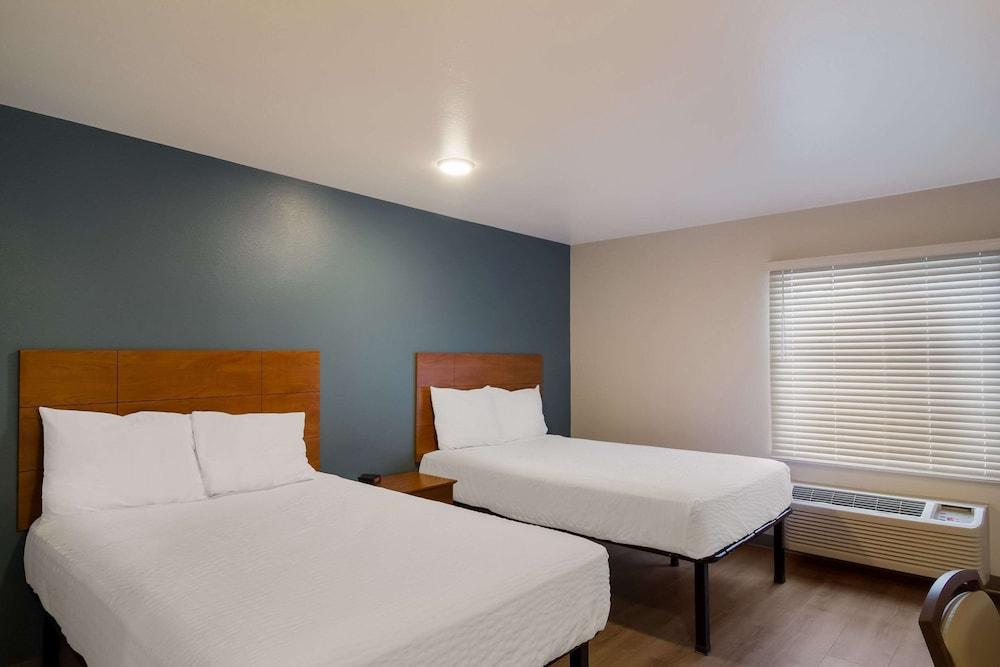 WoodSpring Suites Jacksonville East 295 Cruise Port photo 11