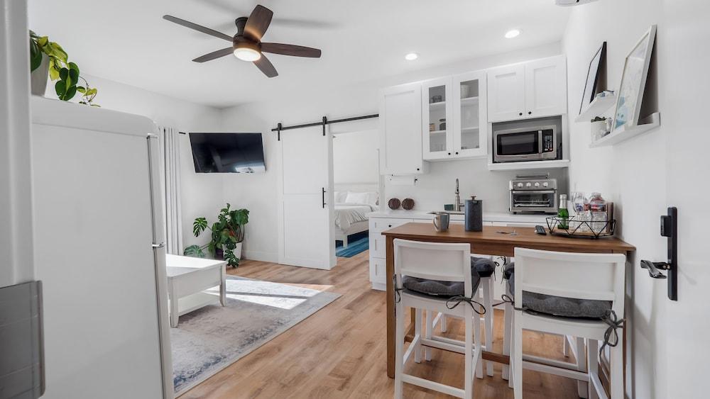 Rise Suites Oceanside photo 14