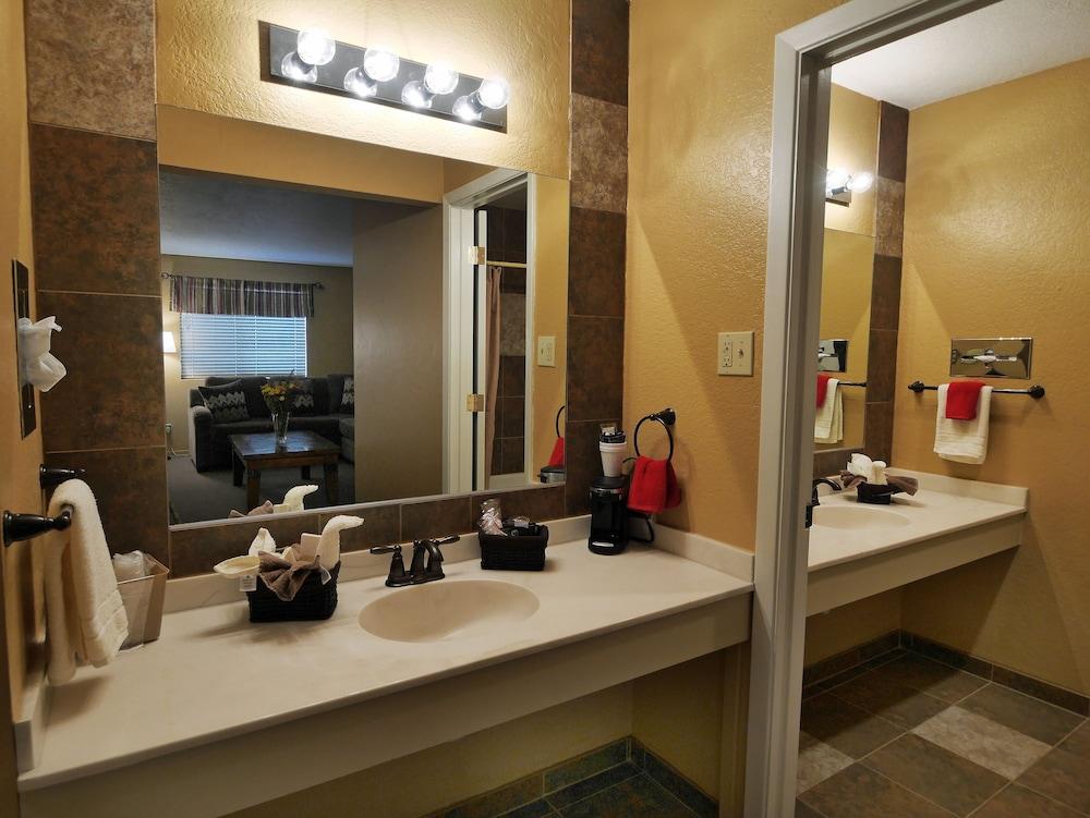 Yerington Inn photo 12