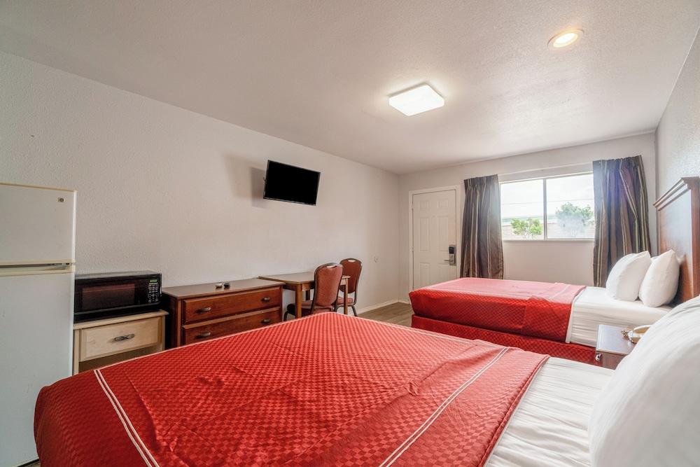 OYO Budget Inn Falfurrias Hwy 281 photo 57