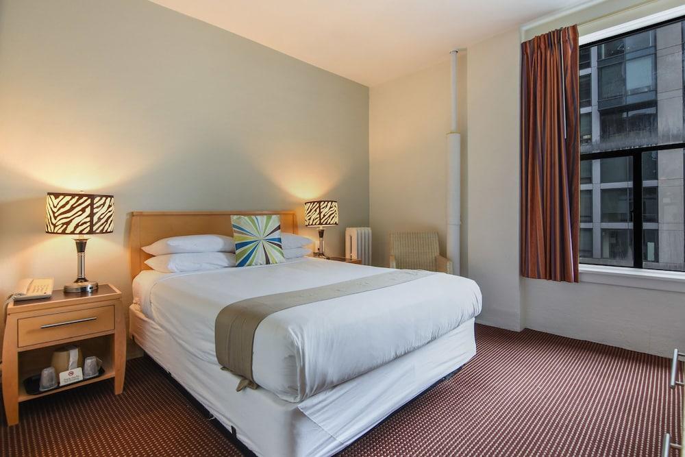 The Moore Hotel photo 22