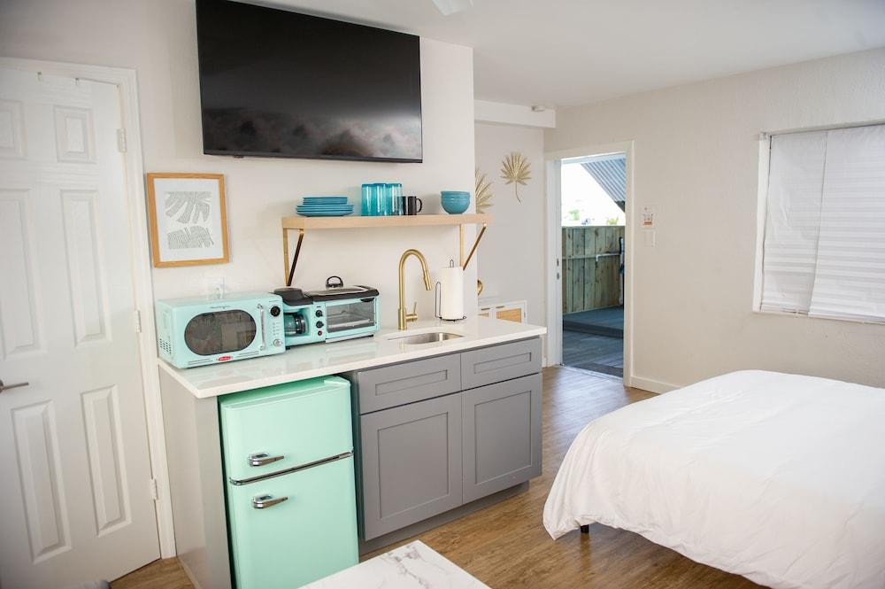 Sunburst Inn photo 52