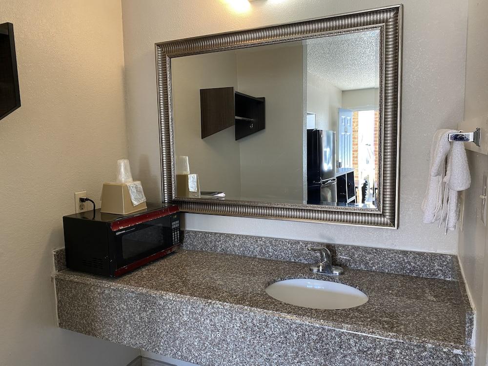 Jupiter Inn photo 8