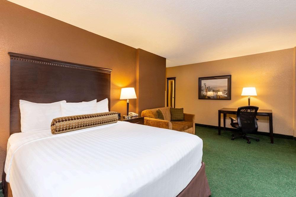 La Quinta Inn & Suites by Wyndham Seattle Downtown photo 13