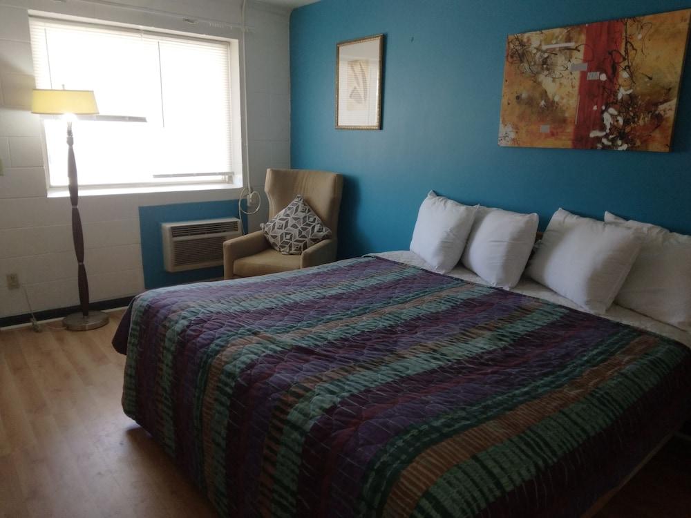 Capri Motel photo 4