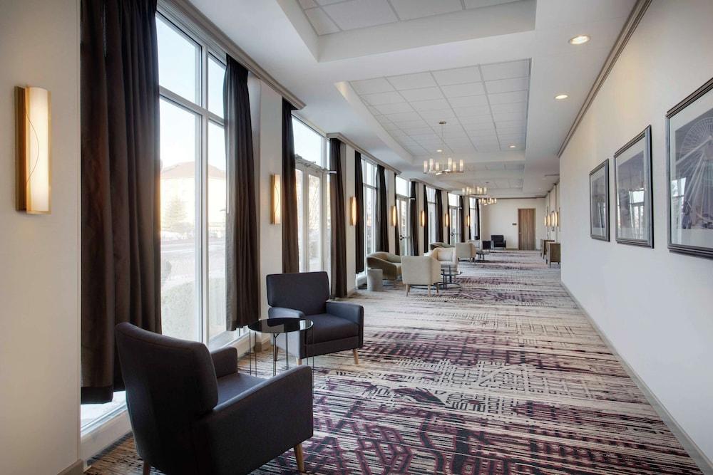 DoubleTree by Hilton Chicago Midway Airport photo 6