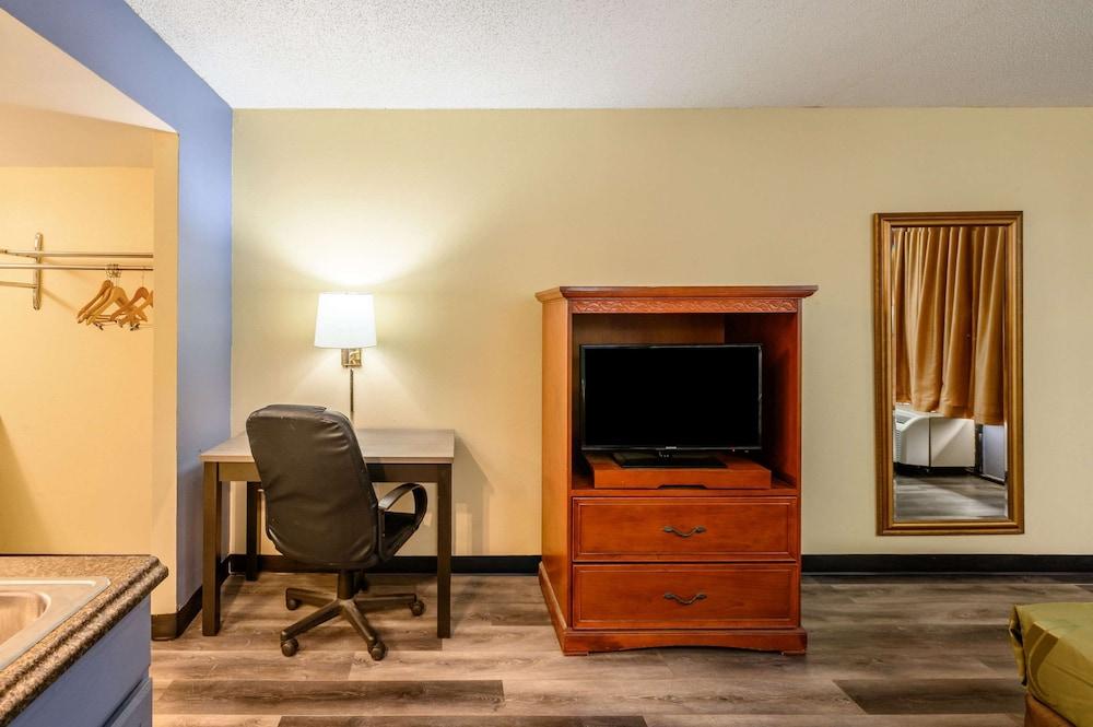 Quality Inn New Orleans I-10 East photo 15