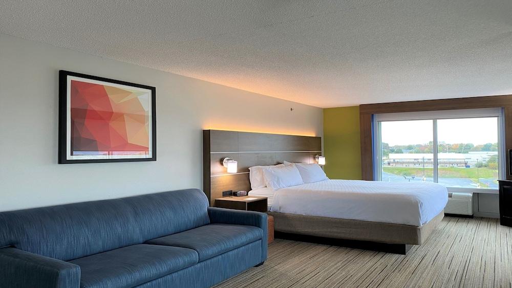 Holiday Inn Express & Suites Somerset Central by IHG photo 10
