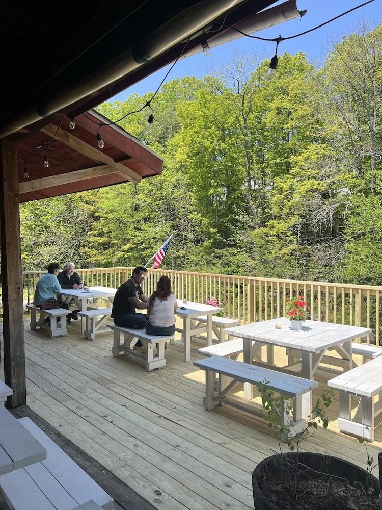 Valley Craft Ales — hotel in Wilmington